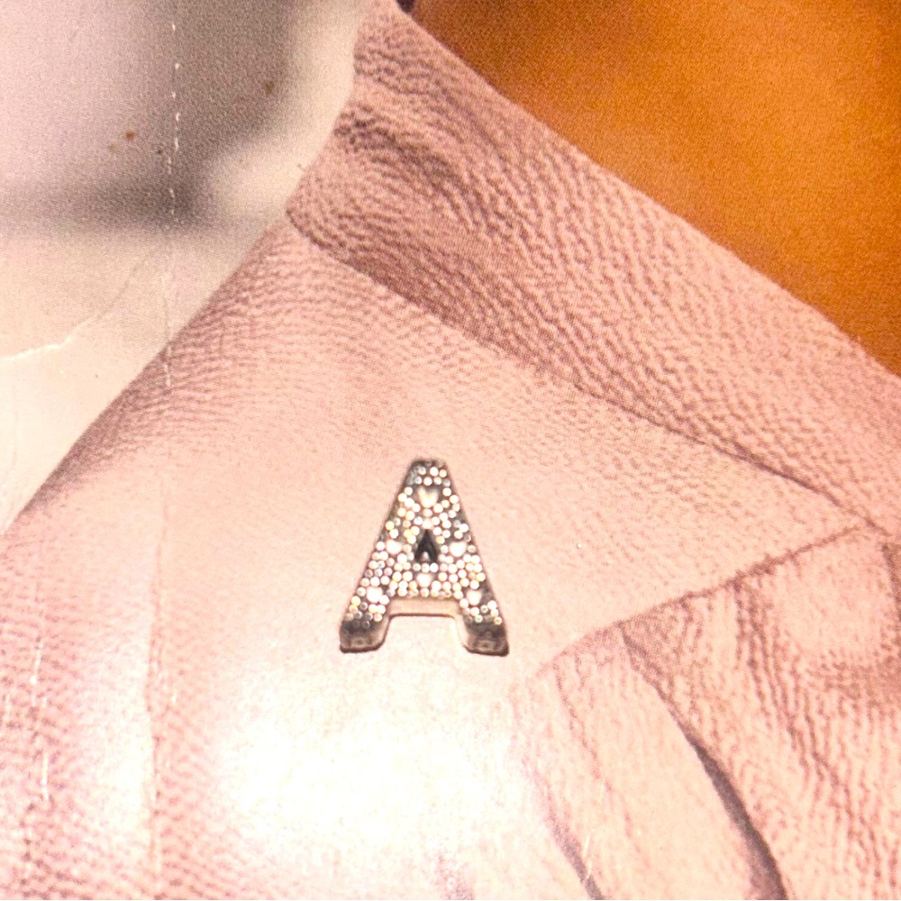 Pandora letter A